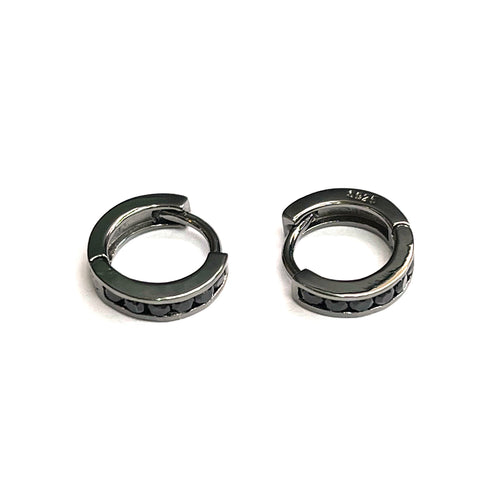 11mm circle silver earring with black CZ & black rhodium plating