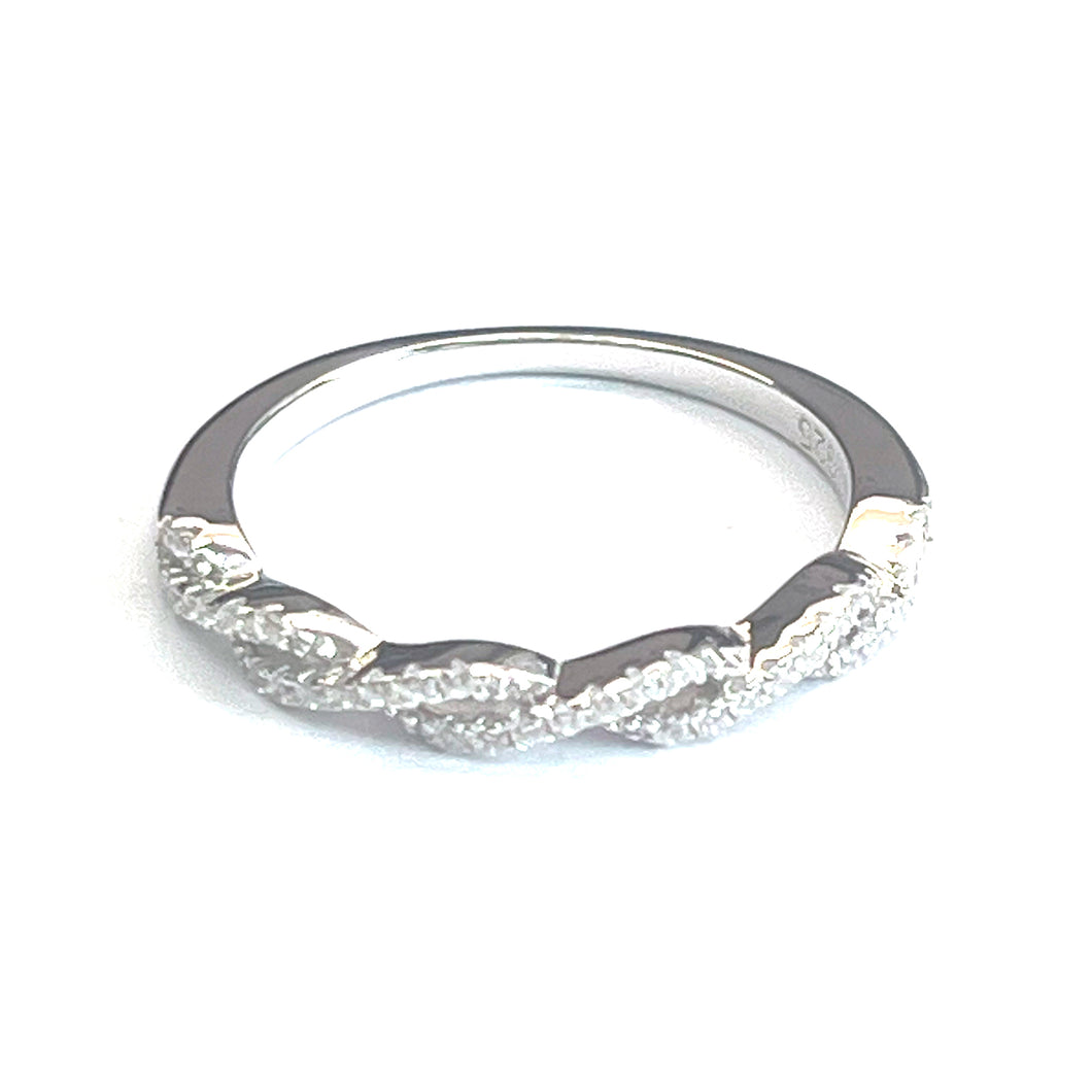 Wave pattern silver ring with CZ