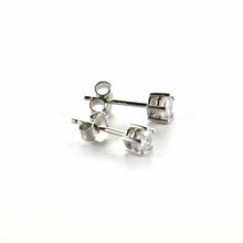 5 claws silver studs earring with 3mm CZ