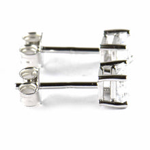 Prong setting stud silver earring with 5mm square CZ