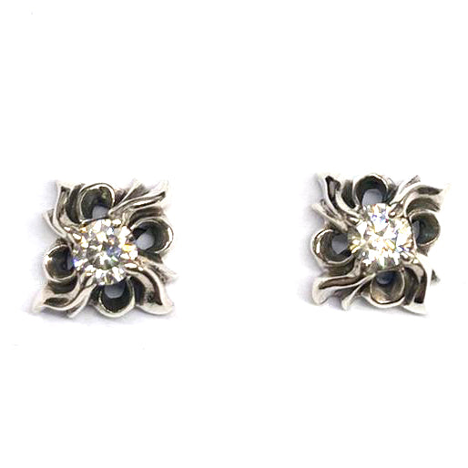 Twist silver studs earring with white CZ